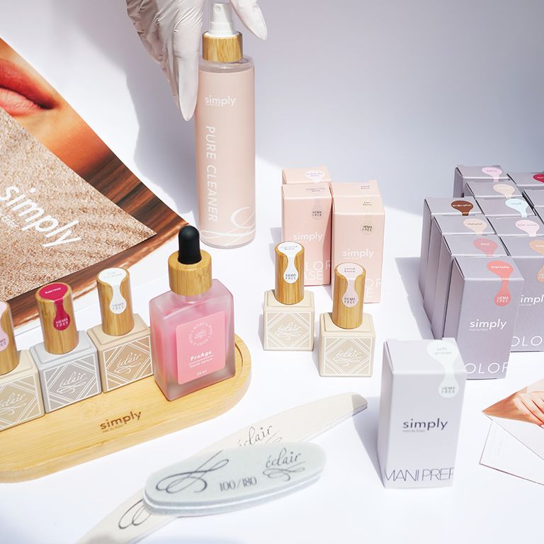 zestaw produktów Hema Free Supreme Simply Mani